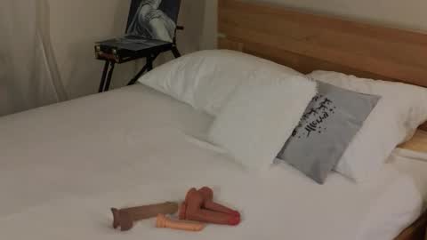 Lola online show from 03/02/26, 02:25