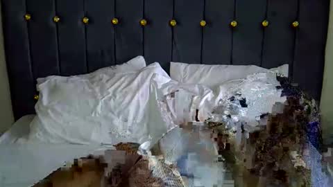 dark_petite_ online show from 04/21/26, 11:16