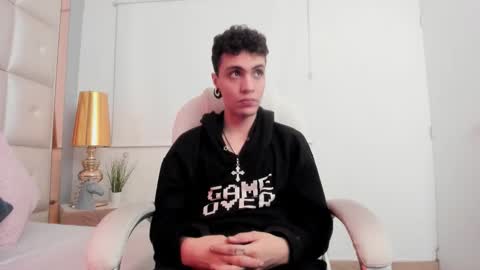 dark_sun333 online show from 11/21/25, 11:14