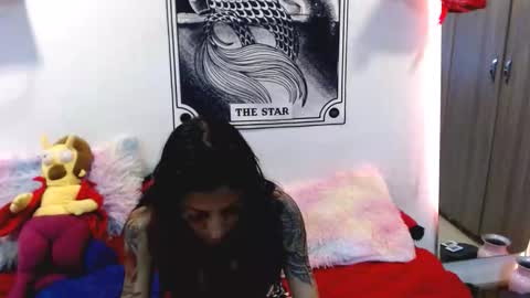 dark_temptation77 online show from 11/23/25, 08:08