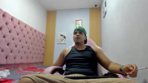 Snapshot of darkalphax01 chatting on 12/18/25, 02:17 darkalphax01 online show from 12/18/25, 02:17