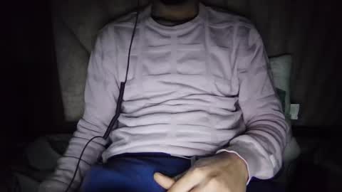 Snapshot of darkbud03 chatting on 02/04/25, 10:34 just a guy online show from 02/04/25, 10:34