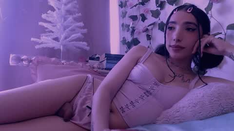 Snapshot of darkcandy666 chatting on 11/17/25, 05:19 Candy online show from 11/17/25, 05:19