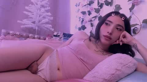 Snapshot of darkcandy666 chatting on 11/18/25, 06:23 Candy online show from 11/18/25, 06:23