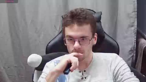 Snapshot of darkcharm1 chatting on 10/31/25, 08:21 darkcharm1 online show from 10/31/25, 08:21