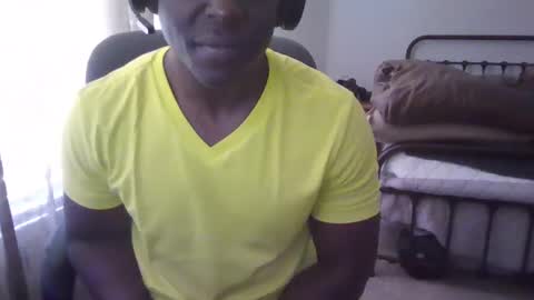 Snapshot of darkchocolat_lover chatting on 02/22/25, 03:47 DarkChocolat Lover online show from 02/22/25, 03:47