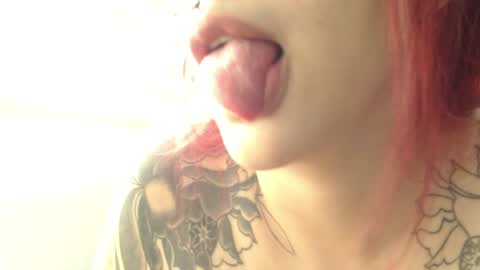    online show from 12/06/24, 05:44