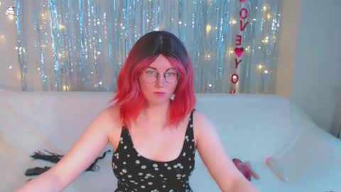 Kelly online show from 01/25/25, 06:12