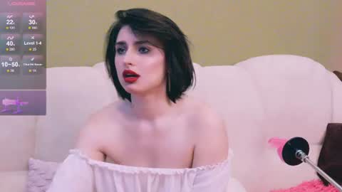 Snapshot of darkk_grace chatting on 06/19/26, 04:17 Jane online show from 06/19/26, 04:17