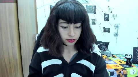 Hi Im Yuri  independent modelhelp me get my 111 hands upuwu online show from 03/03/25, 09:59