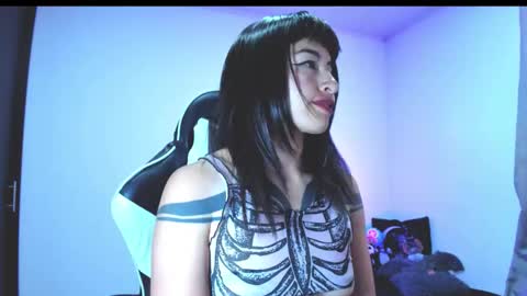 Hi Im Yuri  independent modelhelp me get my 111 hands upuwu online show from 03/12/26, 08:59