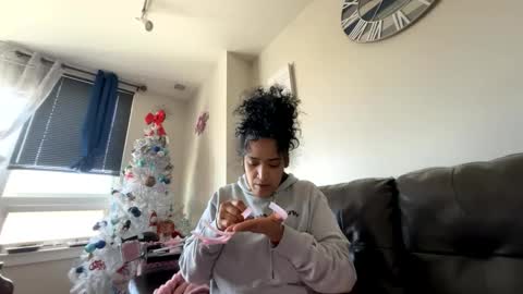 ScorpioKingX online show from 04/21/26, 02:23