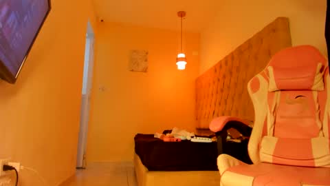 darkknightx01 online show from 10/02/25, 01:56