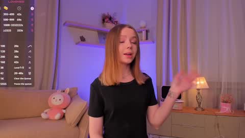 Snapshot of darklycurious chatting on 10/05/25, 08:51 Elizabeth online show from 10/05/25, 08:51