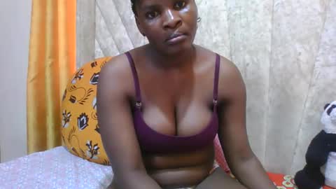 Snapshot of darknipples2 chatting on 05/24/26, 02:22 SHANICE online show from 05/24/26, 02:22