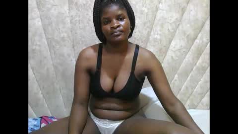 Snapshot of darknipples2 chatting on 05/31/26, 06:31 SHANICE online show from 05/31/26, 06:31