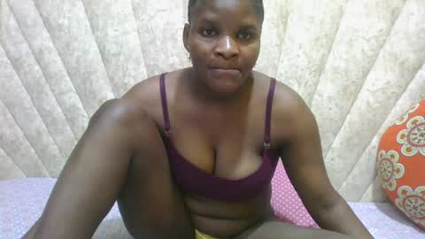 Snapshot of darknipples2 chatting on 06/26/26, 10:36 SHANICE online show from 06/26/26, 10:36