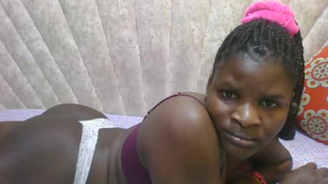 Snapshot of darknipples2 chatting on 06/27/26, 10:42 SHANICE online show from 06/27/26, 10:42