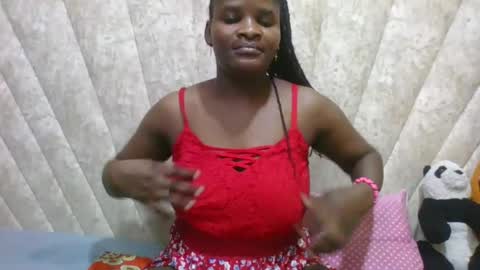Snapshot of darknipples2 chatting on 07/11/26, 07:05 SHANICE online show from 07/11/26, 07:05
