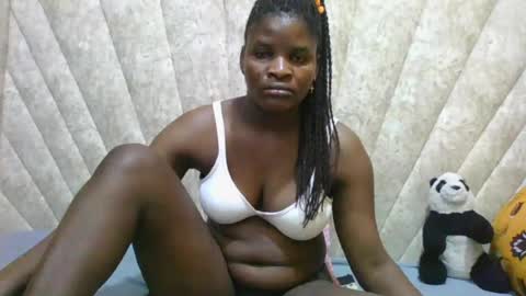 Snapshot of darknipples2 chatting on 07/12/26, 08:16 SHANICE online show from 07/12/26, 08:16