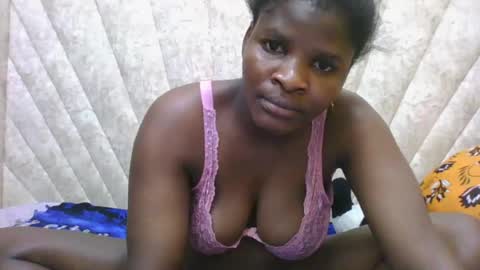 Snapshot of darknipples2 chatting on 07/30/26, 06:29 SHANICE online show from 07/30/26, 06:29