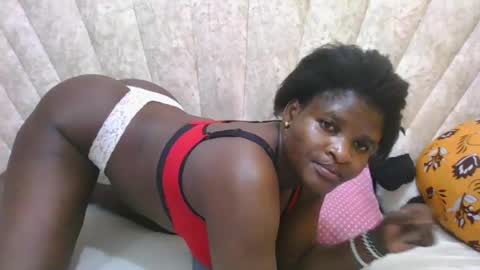 Snapshot of darknipples2 chatting on 08/03/26, 10:21 SHANICE online show from 08/03/26, 10:21