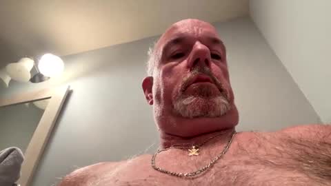 darknite083072 online show from 09/10/25, 10:26