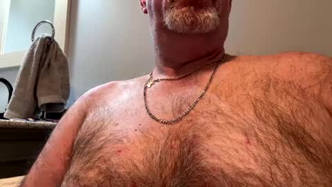 darknite083072 online show from 10/02/25, 10:33