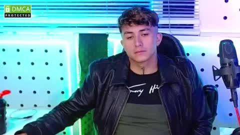 DARKO0717 online show from 10/17/25, 11:07