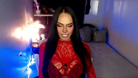 Snapshot of darksoul_mistress chatting on 05/31/26, 10:44 HAPPY BIRTHDAY MISTRESS MADRIANA online show from 05/31/26, 10:44