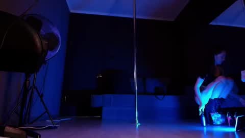 darkspark_ online show from 03/25/26, 10:32