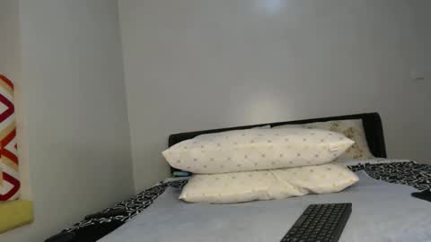 darktanqueen online show from 12/23/25, 05:16