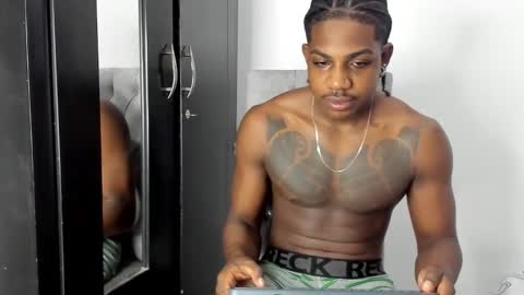 Darktemp  online show from 02/25/26, 10:58