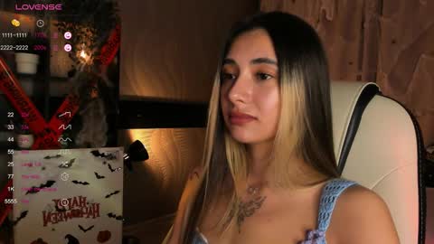 Belle online show from 10/25/25, 04:42