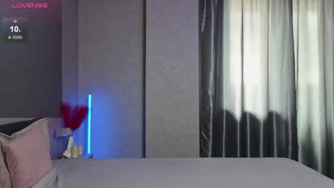 darlenedolce online show from 09/19/25, 11:00