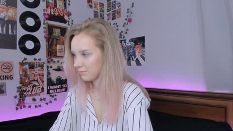 Snapshot of darleneferran chatting on 01/10/25, 08:26 lina online show from 01/10/25, 08:26