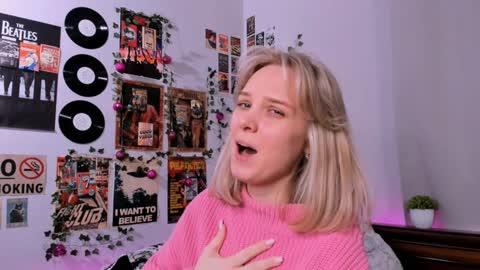 Snapshot of darleneferran chatting on 01/31/25, 08:54 lina online show from 01/31/25, 08:54