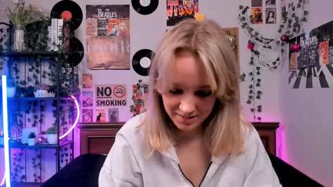 Snapshot of darleneferran chatting on 03/10/25, 08:34 lina online show from 03/10/25, 08:34