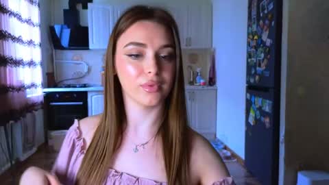 Snapshot of darlina_ryan chatting on 05/15/26, 10:33 Darlina online show from 05/15/26, 10:33