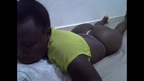 darling_ella online show from 04/23/26, 10:36