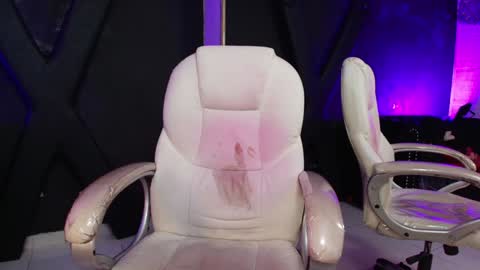 Darling online show from 01/20/25, 03:50