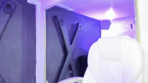 Darling online show from 02/24/25, 12:37