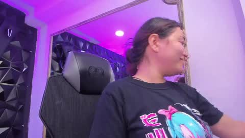 Darling online show from 04/06/26, 01:23