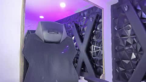 Darling online show from 04/23/26, 10:36