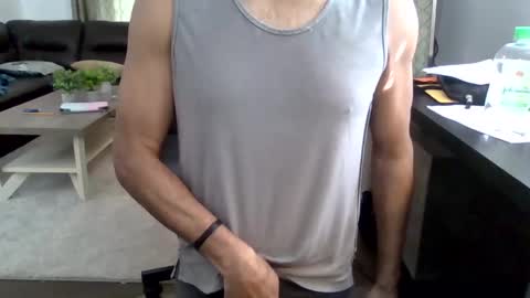 Snapshot of darryl43321 chatting on 02/27/25, 09:47 darryl43321 online show from 02/27/25, 09:47