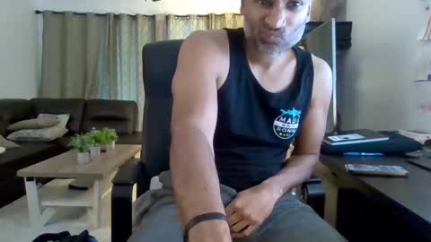 darryl43321 online show from 11/18/25, 06:45