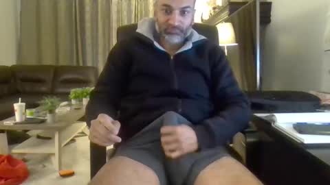 darryl43321 online show from 01/12/26, 05:29