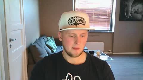 Snapshot of dartanjanas chatting on 09/24/25, 03:59 Dario online show from 09/24/25, 03:59