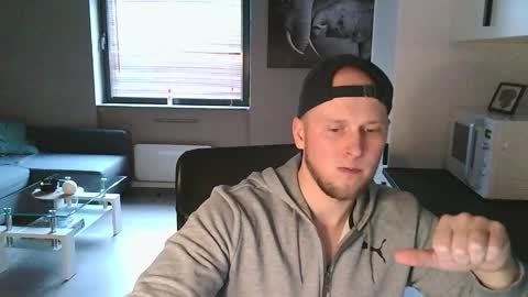 Snapshot of dartanjanas chatting on 10/04/25, 11:52 Dario online show from 10/04/25, 11:52