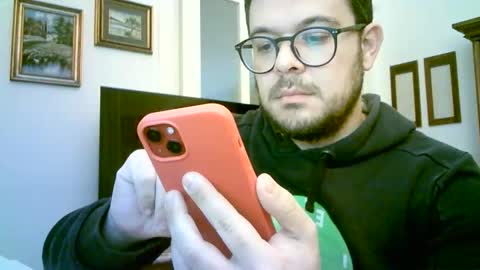 Snapshot of dartvader95 chatting on 02/15/25, 11:39 dartvader95 online show from 02/15/25, 11:39